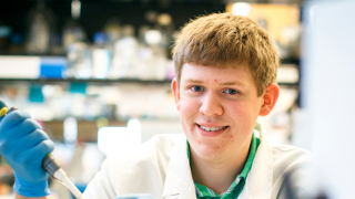 Photo of Matthew Pennington