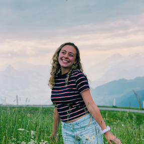 Student in Switzerland (square)