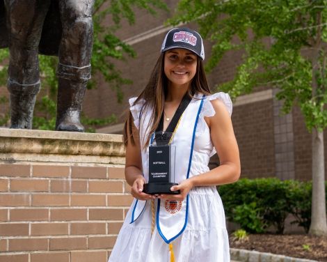 A photo of SHU alum Taylor Soanes