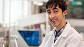 Yansel Nunez in labratory 